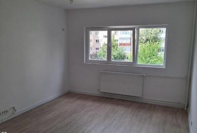 Apartament cu 3 camere decomandat în Brâncoveanu - 1