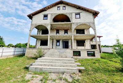 Casă individuală cu 15 camere cu Garaj în Girov - 45