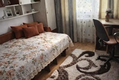 Apartament cu 3 camere semidecomandat, mobilat în Crihala - 2