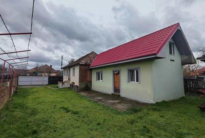 Casă cu Teren 1528 Mp în Optași - 1