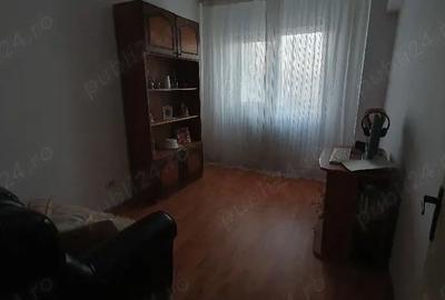 Apartament cu 3 camere decomandat în Central - 3