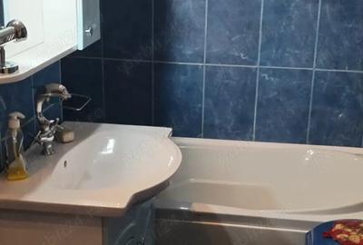 Apartament cu 3 camere decomandat în Central - 3