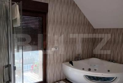 Casă cu 5 camere cu Teren 700 Mp în Ipotești - 10