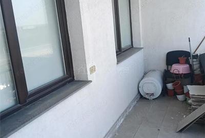 Apartament cu 2 camere decomandat în Lazu - 5