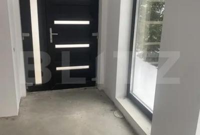 Casă cu 4 camere cu Teren 1096 Mp în Central - 8
