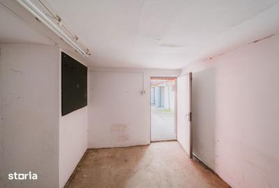 Casă cu Teren 597 Mp în Central - 9