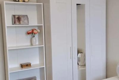 Apartament 2 camere, etaj 2, zona Liceul Auto
