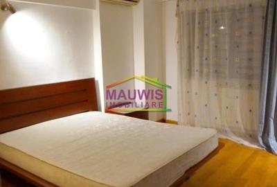 Apartament cu 3 camere decomandat în Decebal