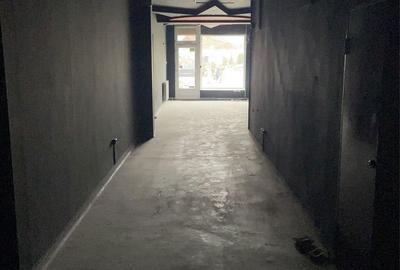 Spațiu comercial, de 50 mp, în Central - 5