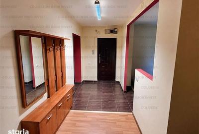 Apartament cu 3 camere decomandat în Tractorul - 5