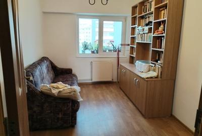 Urgent ! Apartament 3 Camere Decomandat - Zona Faget - 10