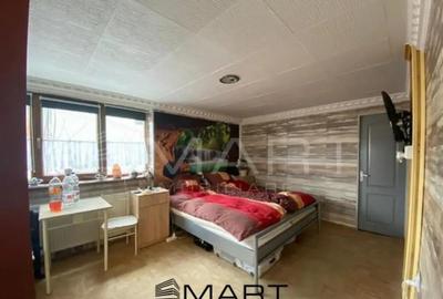 Casă cu 4 camere cu Canalizare în Calea Dumbrăvii