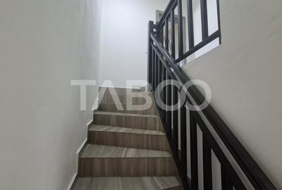 Casa de vanzare in Zavoi cu 3 camere 2 bai curte libera de 50 mp - 15