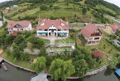 Casa individualapretabil pensiune pe Clisura Dunarii - 2