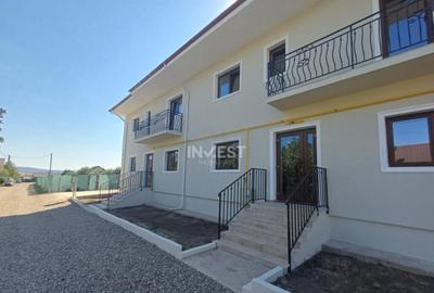 APARTAMENT 3 CAMERE , LOC PARCARE INCLUS , COMISION 0% !!! - 2