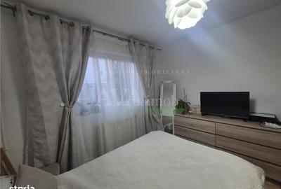 Apartament cu 3 camere semidecomandat în Brătești - 3