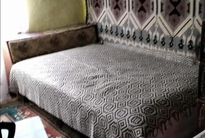 Casă cu 3 camere cu Teren 1575 Mp în Malu - 2
