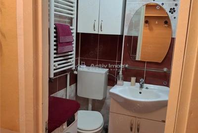 Apartament cu 3 camere semidecomandat în Micro II - 5