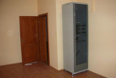 Casă cu 10 camere cu Teren 425 Mp în Olimpia-Stadion - 1