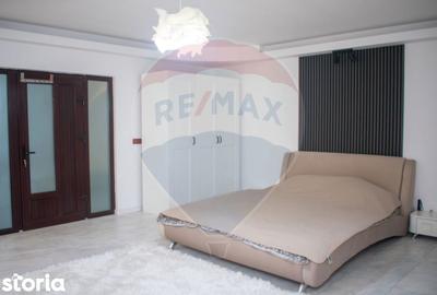 Casă cu 5 camere cu Teren 988 Mp în Bărcănești - 4