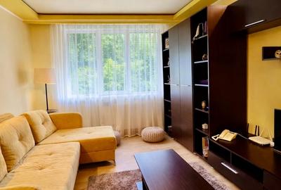 Apartament cu 3 camere decomandat, mobilat în Titan - 1