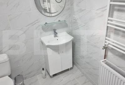 Casă cu 3 camere cu Teren 430 Mp în Central - 2