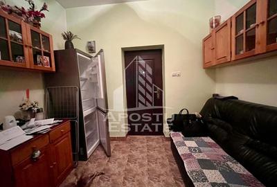 Apartament 2 camere,curte comuna,zona Complexul Studentesc - 6