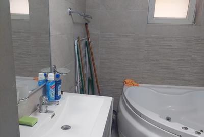 INCHIRIERE APARTAMENT 2 CAMERE - 9