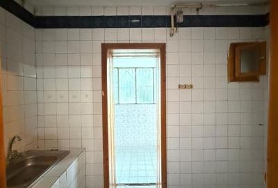 Decomandat. Centrala proprie. 2 Balcoane - 6