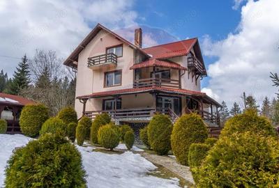 Casă cu 4 camere cu Teren 1207 Mp în Central - 3