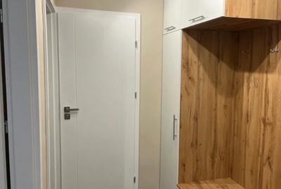 Apartament cu 2 camere decomandat în Vatra Luminoasă