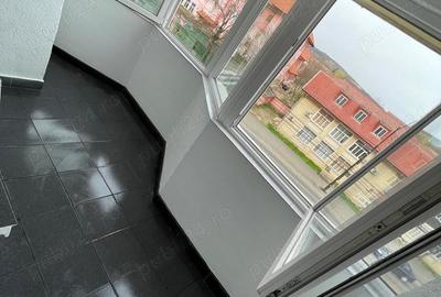 Apartament 2 camere decomandat de inchiriat - Re?i?a zona centru - 9