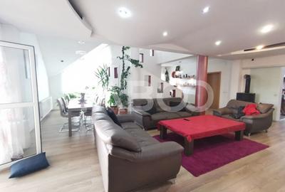 Casa in zona Centrala cu 8 camere mobilate teren 890 mp - 2