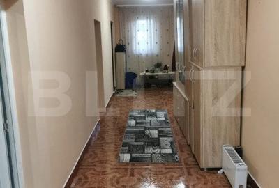 Casă cu 2 camere cu Teren 6500 Mp în Central - 10