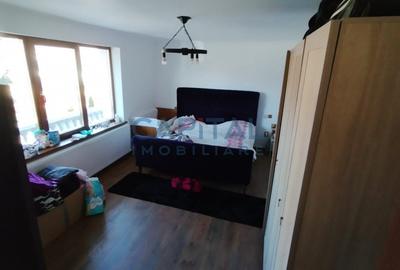 VILA spatioasa in VIISOARA la 7km de Piatra Neamt. - 9