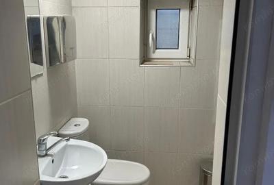 Spațiu comercial, de 95 mp, în Central