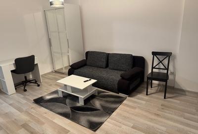 Inchiriez garsoniera 42 mp - 2