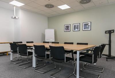 Spa?iu privat pentru 4 Regus Vox Technology Park