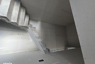 Casă cu 4 camere în Sud - 11