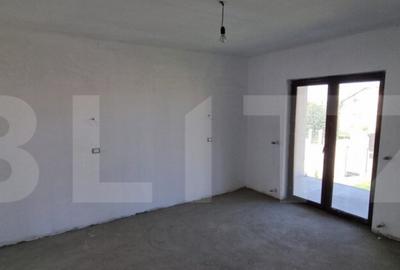 Casă cu 4 camere cu Teren 960 Mp în Central