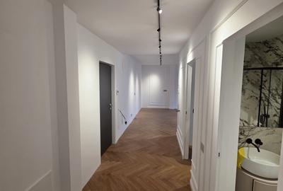 Apartament cu 3 camere decomandat în Central - 11