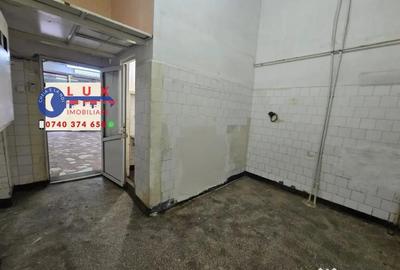 Spațiu comercial, de 45 mp, în Spitalului - 3