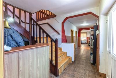 Proprietate mixta cu spatiu comercial si locuinta Strada Aurel Vlaicu - 18