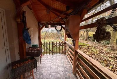 Casă cu 3 camere cu Teren 550 Mp în Central