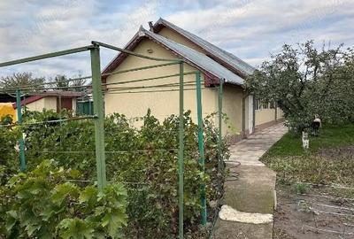 Casă individuală cu 4 camere cu Canalizare în Gostilele - 2