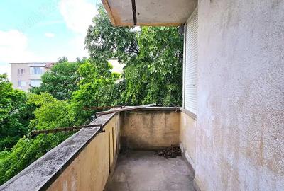 Apartament cu 3 camere decomandat | Etajul 3 - Botizului - 5