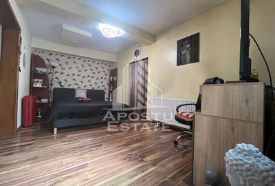 Casă individuală cu 4 camere cu Canalizare în Freidorf