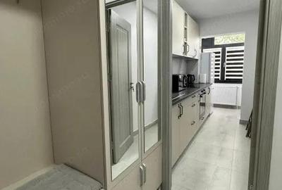 Garsonieră decomandată în Central - 8