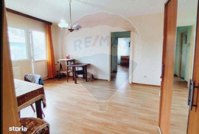 Apartament cu 2 camere semidecomandat în Cornișa - 1
