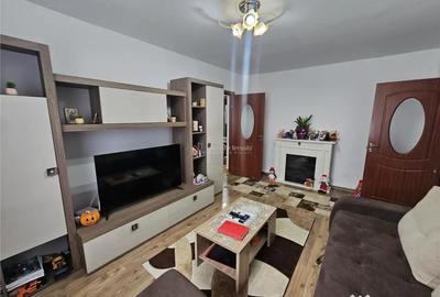 Apartament cu 3 camere semidecomandat în Central - 18